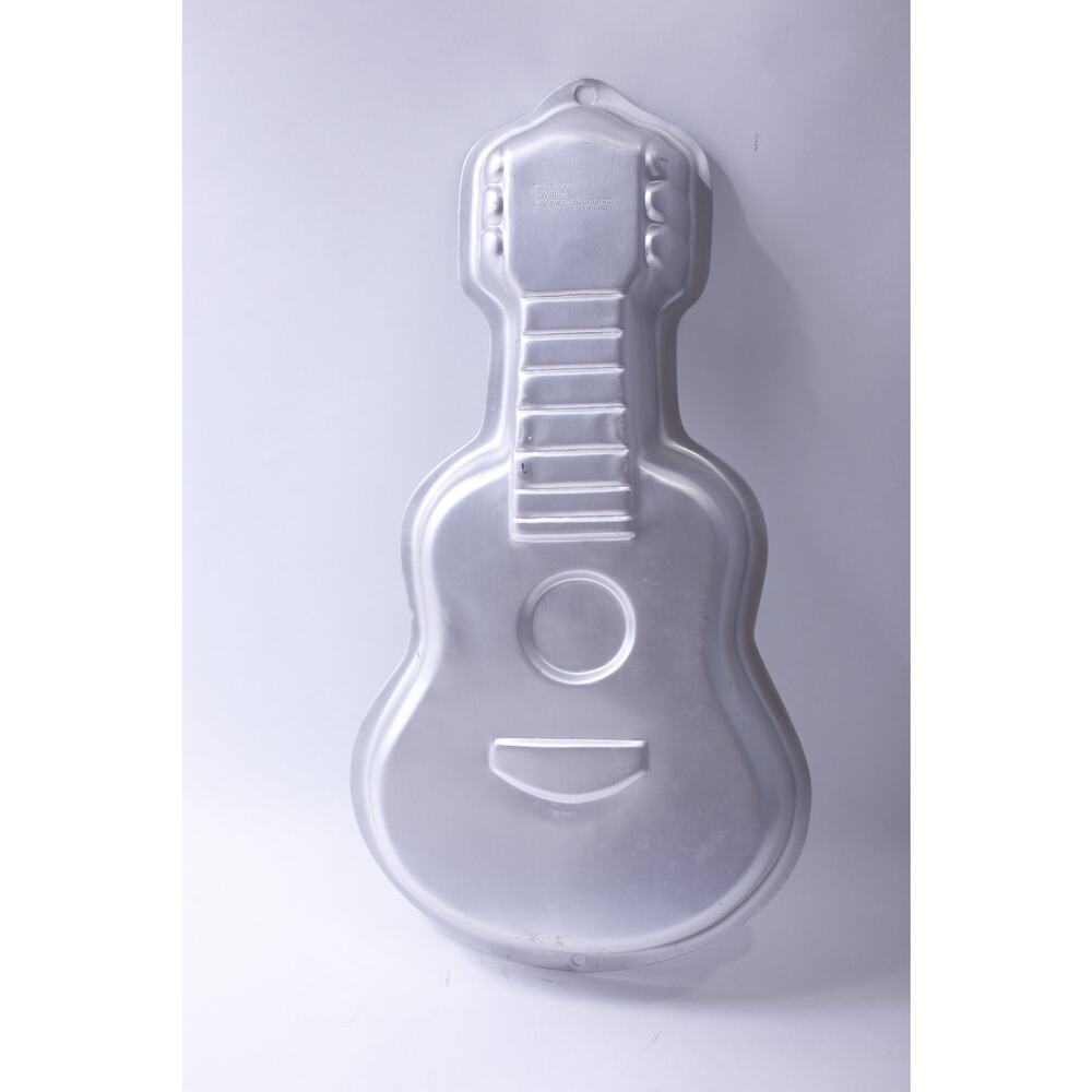 Acoustic Guitar, Cake Pan, 17 inches, Baking Form, Wilton, Cooking, Music Theme